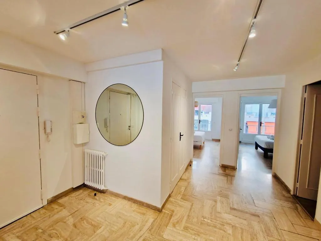 Apartamento Les Appts D'Albertine - Charmant T3 Climatise A 200M Des Plages, Centre-Ville Et Gare - Parking Prive Inclus Antibes