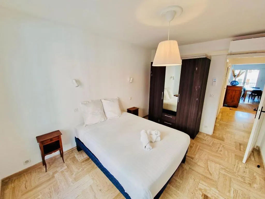 Apartamento Les Appts D'Albertine - Charmant T3 Climatise A 200M Des Plages, Centre-Ville Et Gare - Parking Prive Inclus Antibes